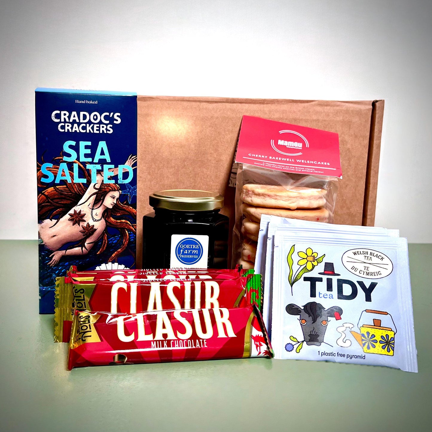 Welsh Anniversary Gift Hamper